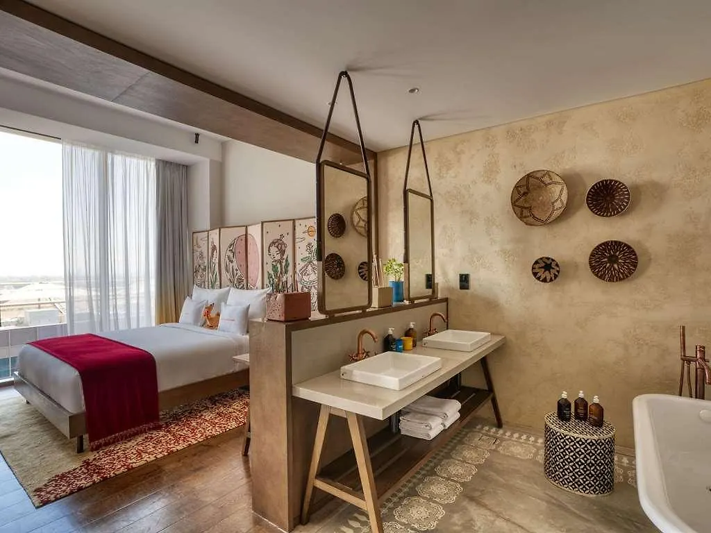 25Hours Hotel Dubai One Central 5*,
